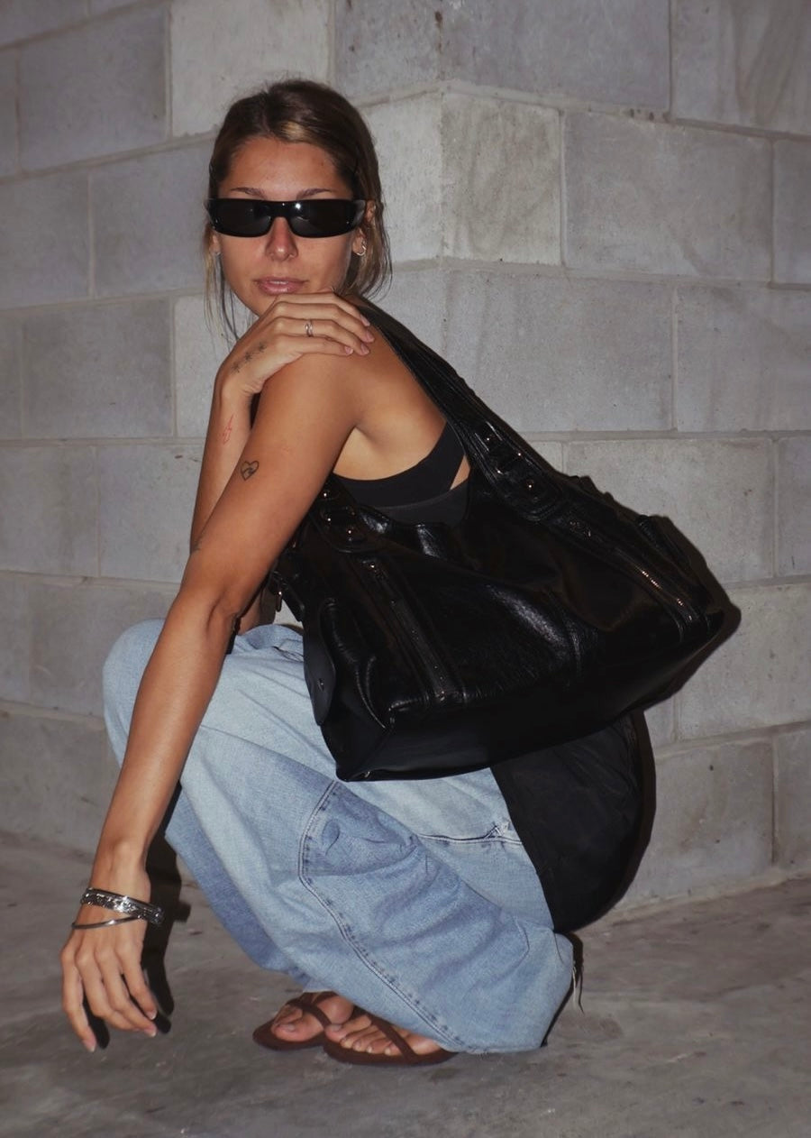the tote bag